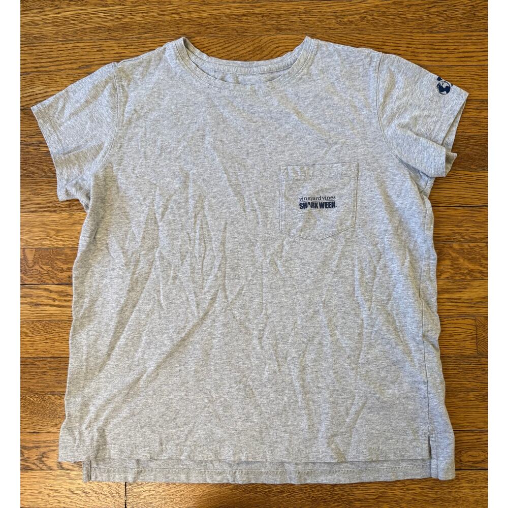 Vineyard Vines Women's Shark Week Shirt Size Small